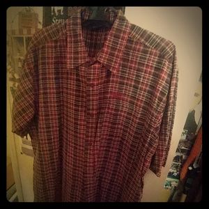 Men's casual button-down shirt